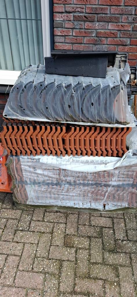 Dakpannen Modena 11 - Nieuw, Doe-het-zelf en Verbouw, Dakpannen en Dakbedekking, Ophalen, Steen of Klei, Zwart, Nieuw