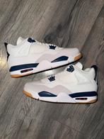 Nike SB x Jordan 4 Retro SP ‘Navy’ - EU 46 // US12, Kleding | Heren, Schoenen, Verzenden, Wit, Nieuw, Sneakers of Gympen