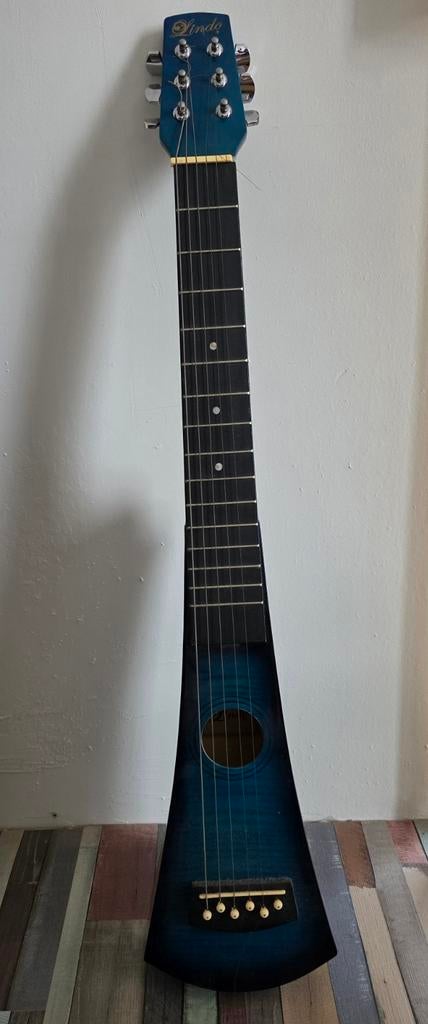 Akoestische reisgitaar - Zo goed als nieuw (1 snaar kapot), Muziek en Instrumenten, Snaarinstrumenten | Gitaren | Akoestisch, Zo goed als nieuw