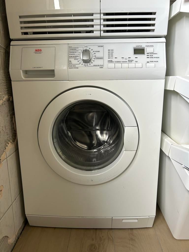 AEG 65845 Wasmachine, Ophalen, Gebruikt, Voorlader, 85 tot 90 cm