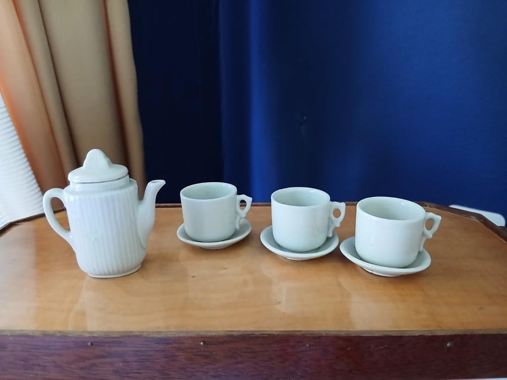 Verzameling kinderserviesjes/delen serviesjes, Verzamelen, Ophalen of Verzenden, Gebruikt