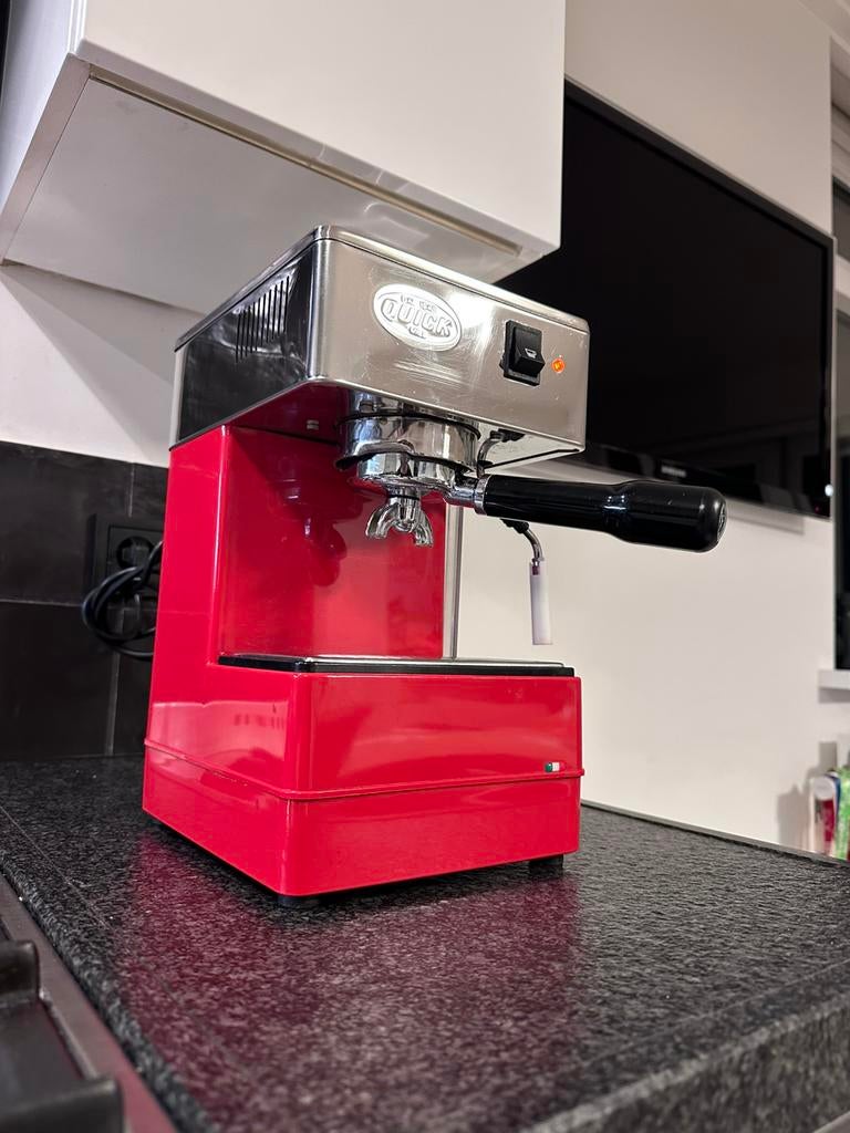 Quick Mill 820 espressomachine in zeer goede staat, Witgoed en Apparatuur, Koffiezetapparaten, Ophalen, Espresso apparaat
