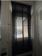 Zwarte Houten Jaloezieën 50mm - KARWEI, Huis en Inrichting, Stoffering | Gordijnen en Lamellen, Ophalen, Zo goed als nieuw, 200 cm of meer