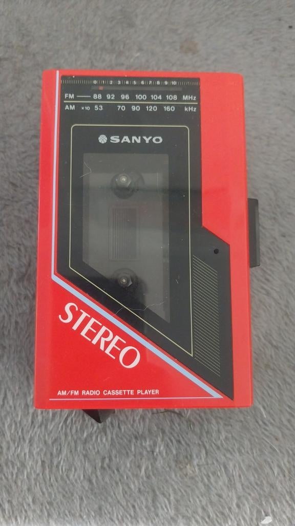 Sanyo Stereo AM/FM Cassette Player (lees tekst), Ophalen of Verzenden, Walkman