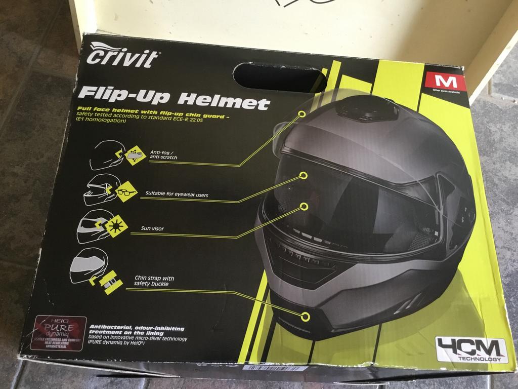 Motorhelm grijs zwart zit nog in doos, Motoren, Kleding | Motorhelmen, M, Dames, Integraalhelm, Ophalen