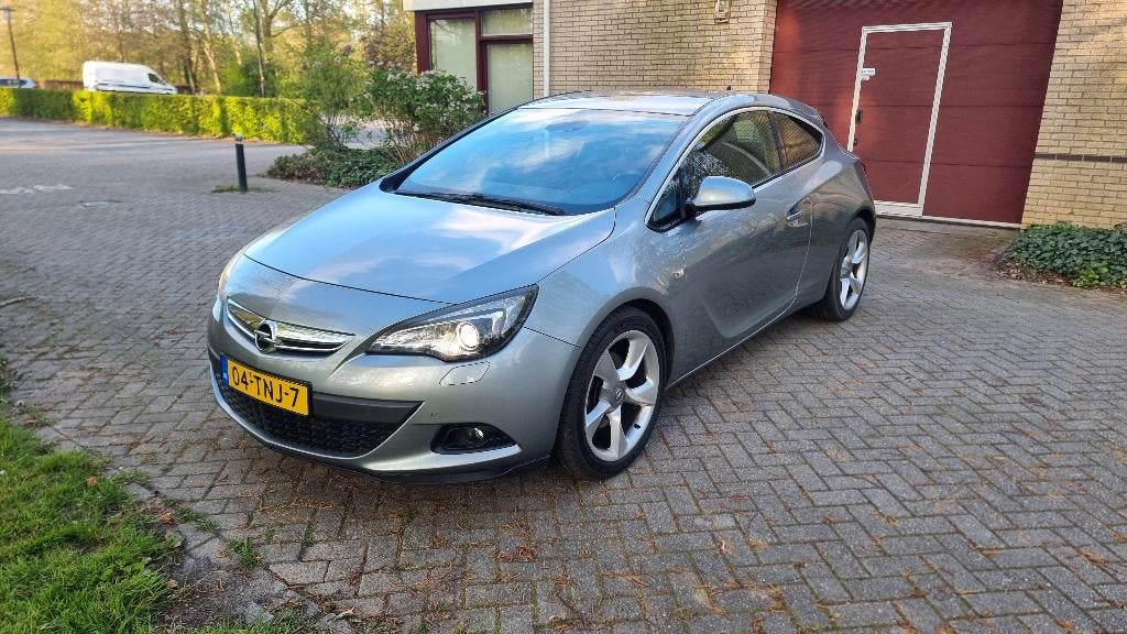 Opel Astra Sport 1.4 16V 103KW GTC 2012 Grijs Nap Apk 3-2027, Voorwielaandrijving, Metallic lak, 4 cilinders, 700 kg