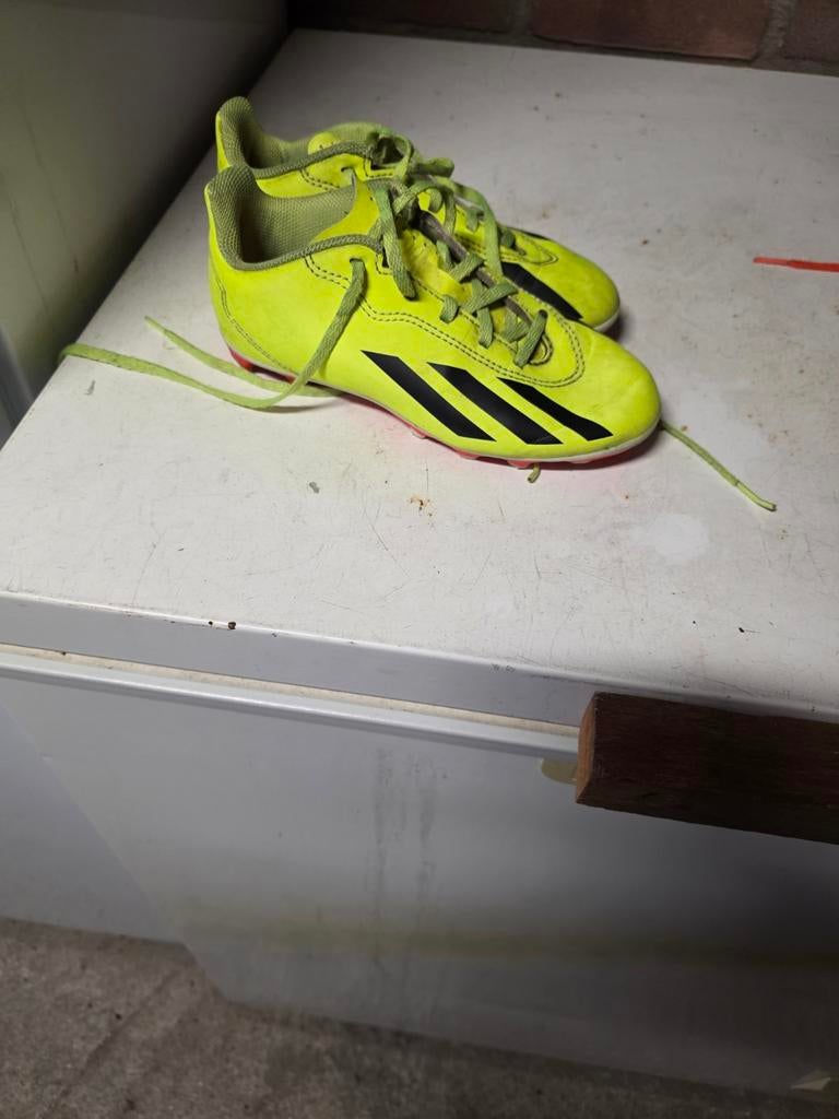 Adidas Crazyfast voetbalschoenen maat 33, Sport en Fitness, Voetbal, Maat XS of kleiner, Ophalen, Zo goed als nieuw, Schoenen