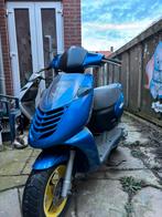 Aprilia sonic 50cc, Fietsen en Brommers, Ophalen of Verzenden, Zo goed als nieuw, Benzine, Overige modellen