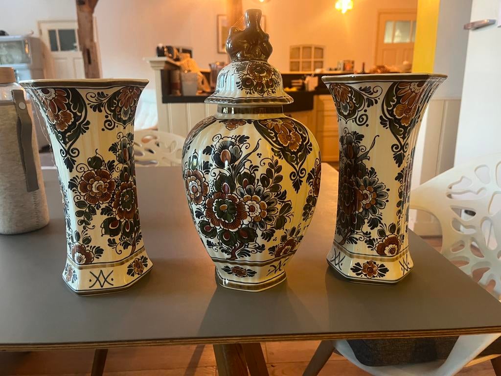 Delft Polychroom holland handwerk 449 en 450, Huis en Inrichting, Woonaccessoires | Vazen, Overige kleuren, Aardewerk of Porselein