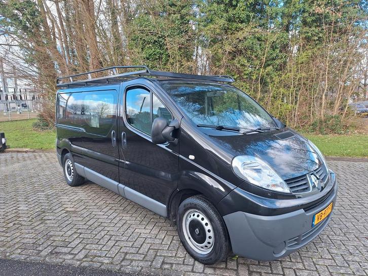 Renault Trafic 2.0 DCI 84KW 2013 zwart. Verlengd, imperial, Auto's, Bestelauto's, Particulier, ABS, Renault, Diesel, Handgeschakeld