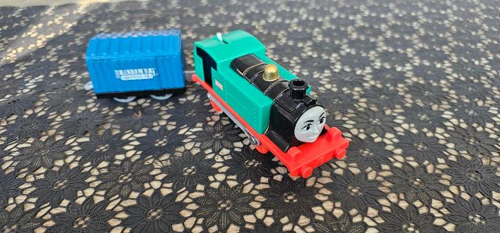 Thomas de trein Trackmaster Trein Gina, Kinderen en Baby's, Speelgoed | Thomas de Trein, Zo goed als nieuw, Ophalen of Verzenden