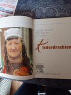 Klederdrachten - Constance Nieuwhoff, Willem Diepraam, Boeken, Ophalen of Verzenden, Gelezen, Constance Nieuwhoff, Willem Diepraam, Cas Oorthuys