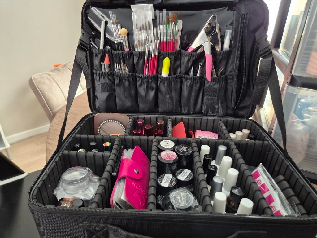 Nagelset circa 100 stuks gellak | afzuiger| elektrische vijl, Ophalen, Zo goed als nieuw, Overige kleuren, Handen en Nagels