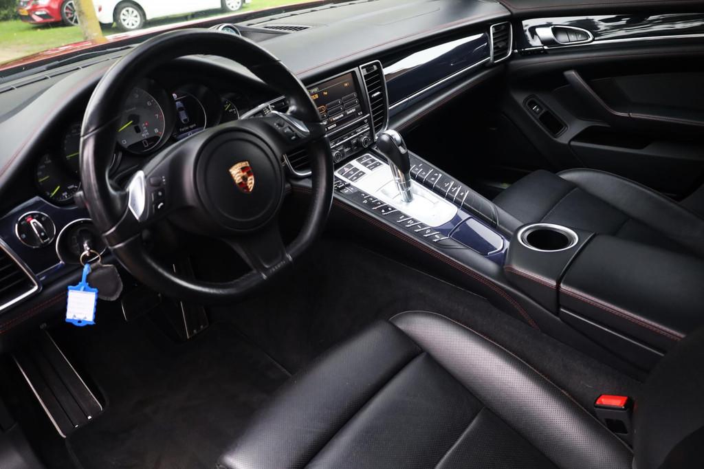 Porsche Panamera 3.0 S E-Hybrid Aut. | Uniek | GTS UITGEVOER, Automaat, Achterwielaandrijving, Gebruikt, 2995 cc