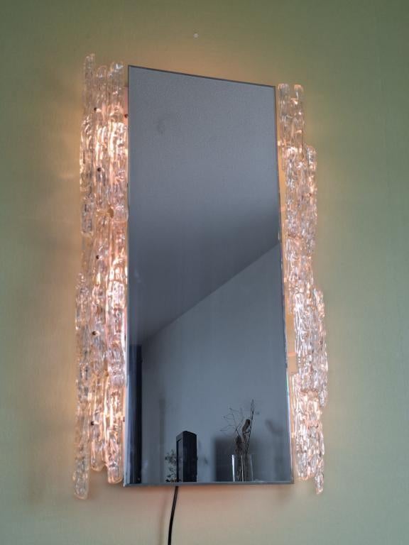 Vintage spiegel uit jaren ´60 - '70. Verlicht achter ijsglas, Gebruikt, Ophalen of Verzenden, Minder dan 100 cm, Rechthoekig