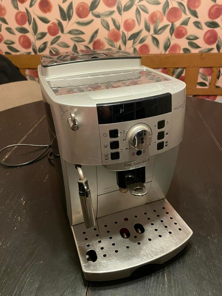 Delonghi koffiemachine bonen, Ophalen, Gebruikt, De'Longhi, Koffiebonen