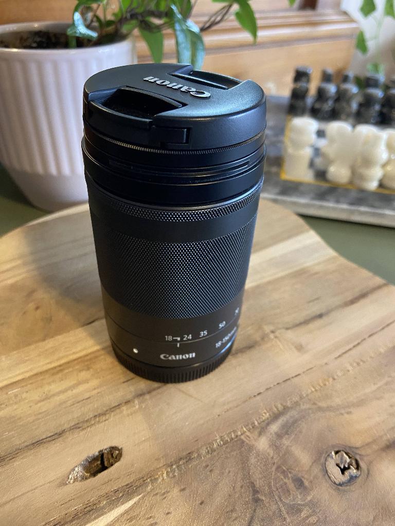 Canon EF‑M 18‑150mm f/3.5–6.3 IS STM new never used, Ophalen of Verzenden, Zo goed als nieuw, Telelens, Zoom