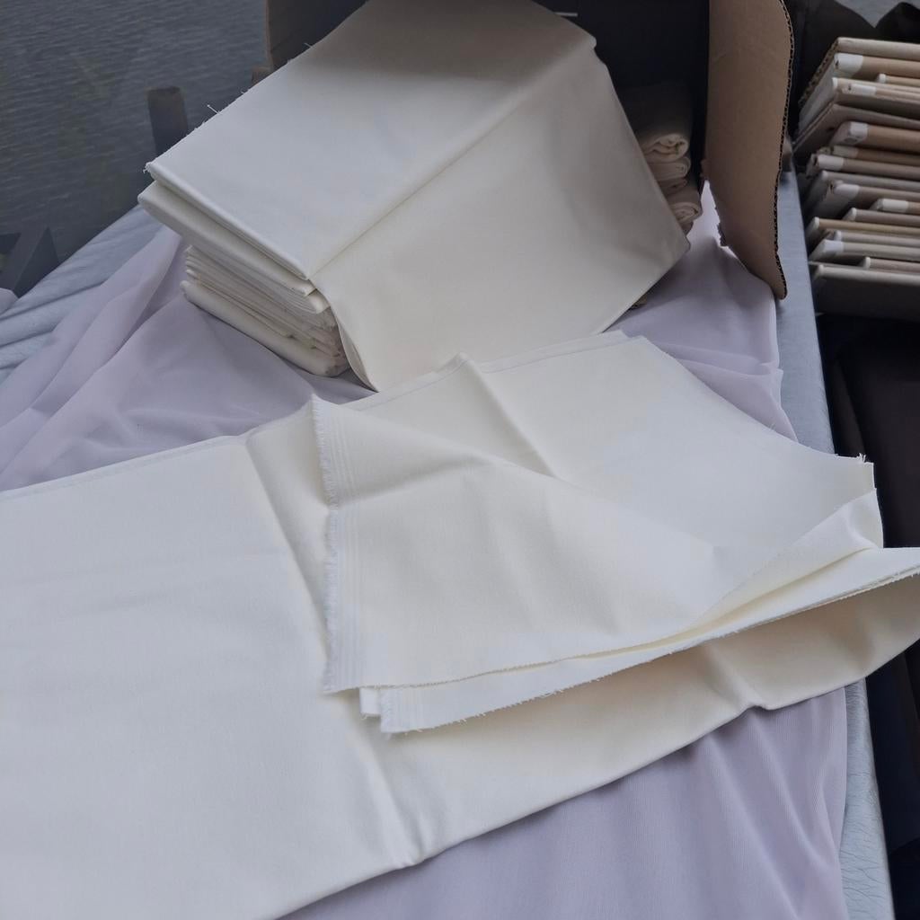 Keperkatoen me iets rek, Overige kleuren, 120 cm of meer, Ophalen of Verzenden, Zo goed als nieuw