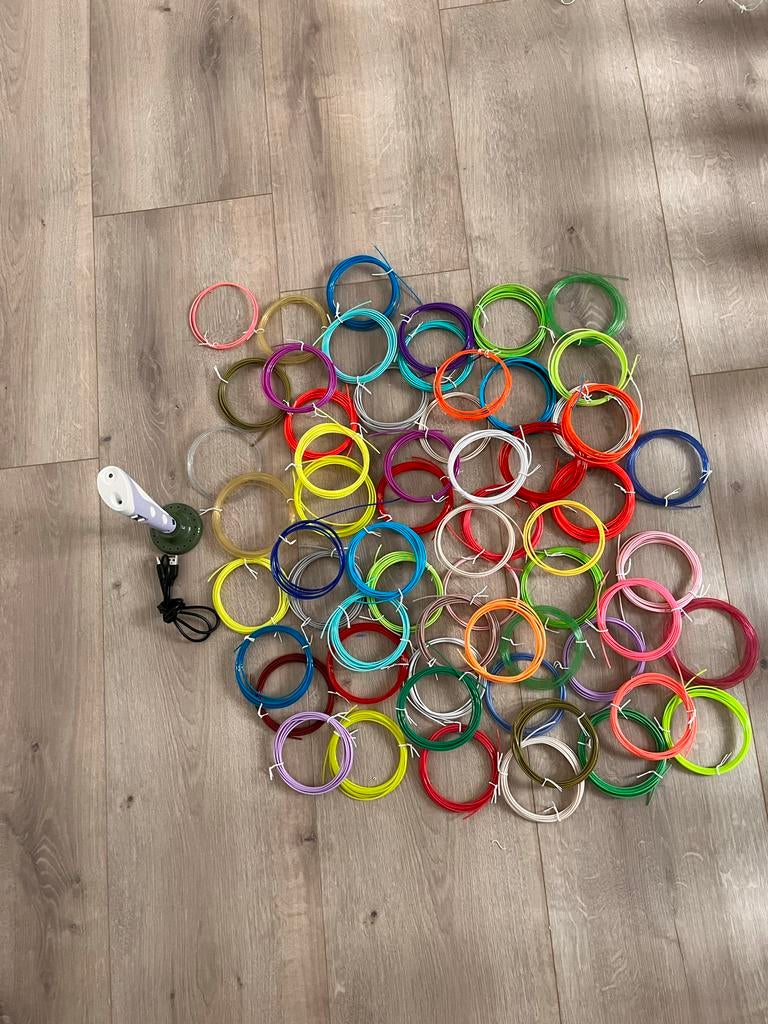 3D pen met veel filament, Computers en Software, 3D Printers, Ophalen of Verzenden, Gebruikt