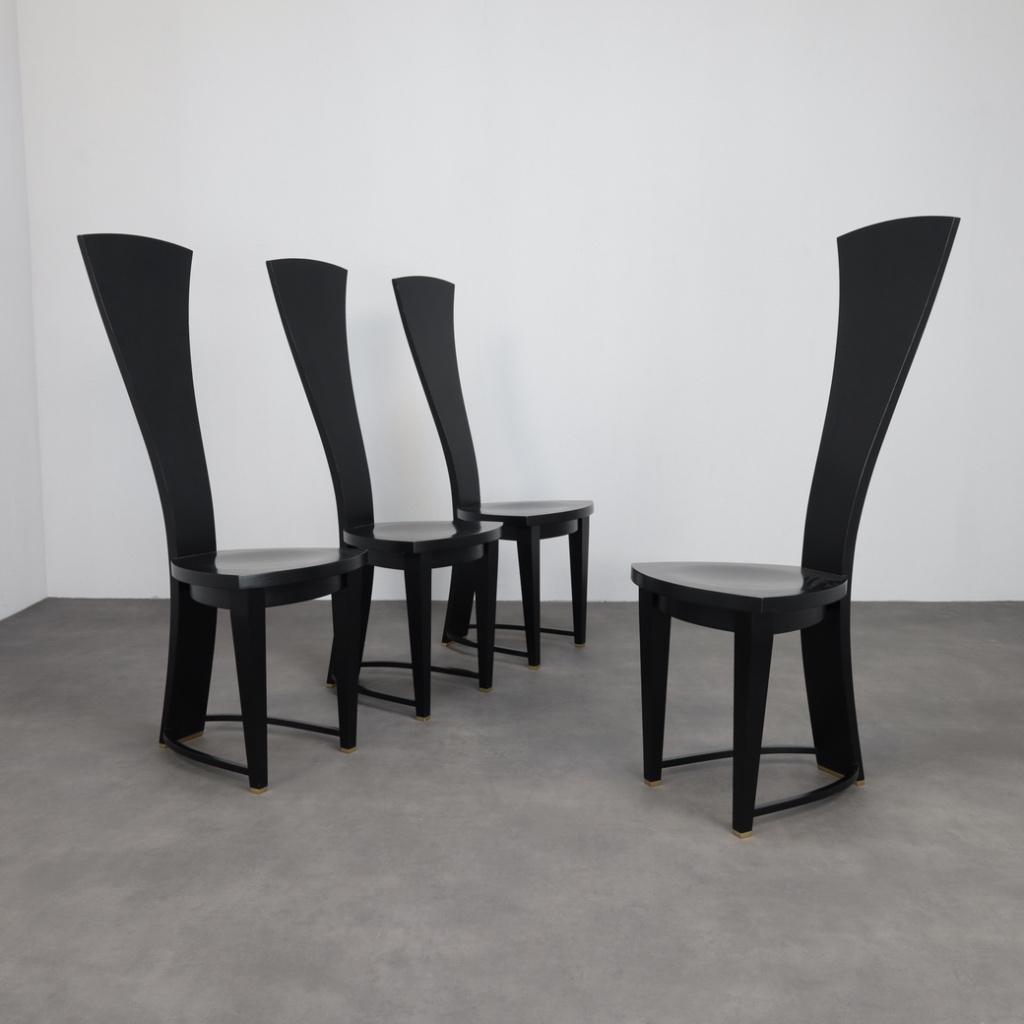 Zeldzame Italiaanse Design Eetkamerstoelen Higbacks, Huis en Inrichting, Stoelen, Gebruikt, Vier, Hout, Zwart, Ophalen