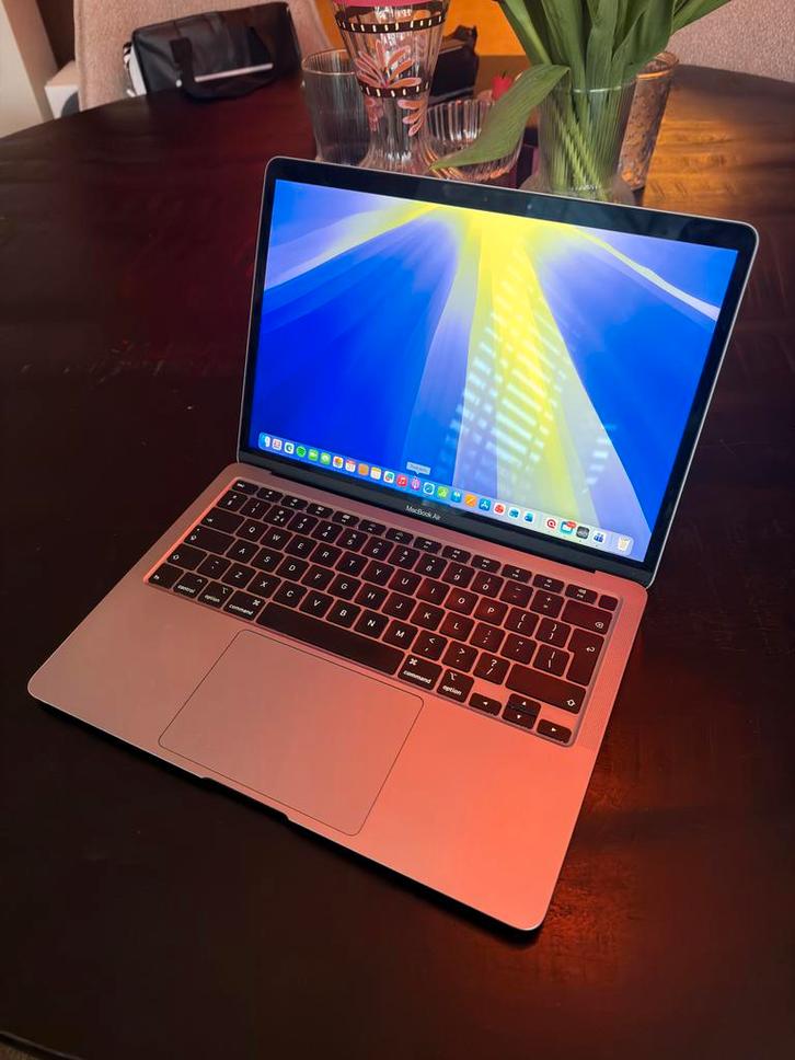 MacBook Air 2020 Intel i5 - 13 inch Retina Display, Computers en Software, Apple Macbooks, Zo goed als nieuw, MacBook Air, 13 inch