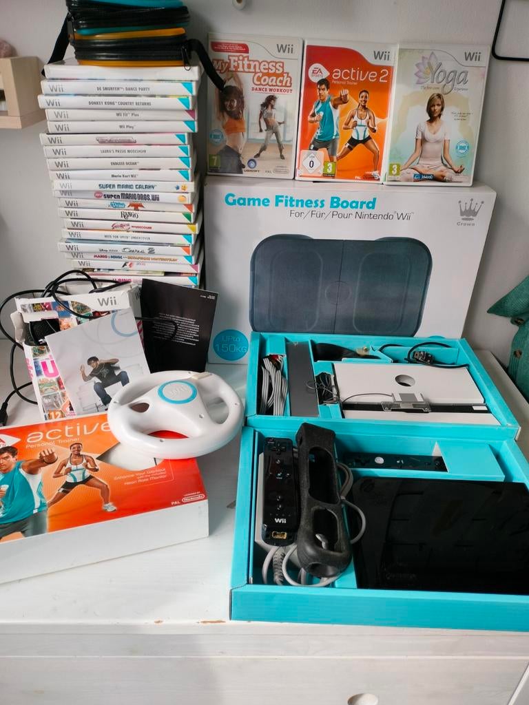 Mega WII set 32+ spellen. Zwarte set, Ophalen, Gebruikt