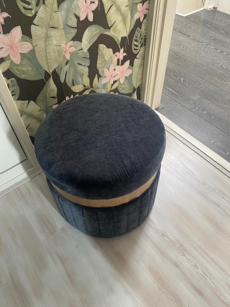 Poef, Ophalen, Zo goed als nieuw