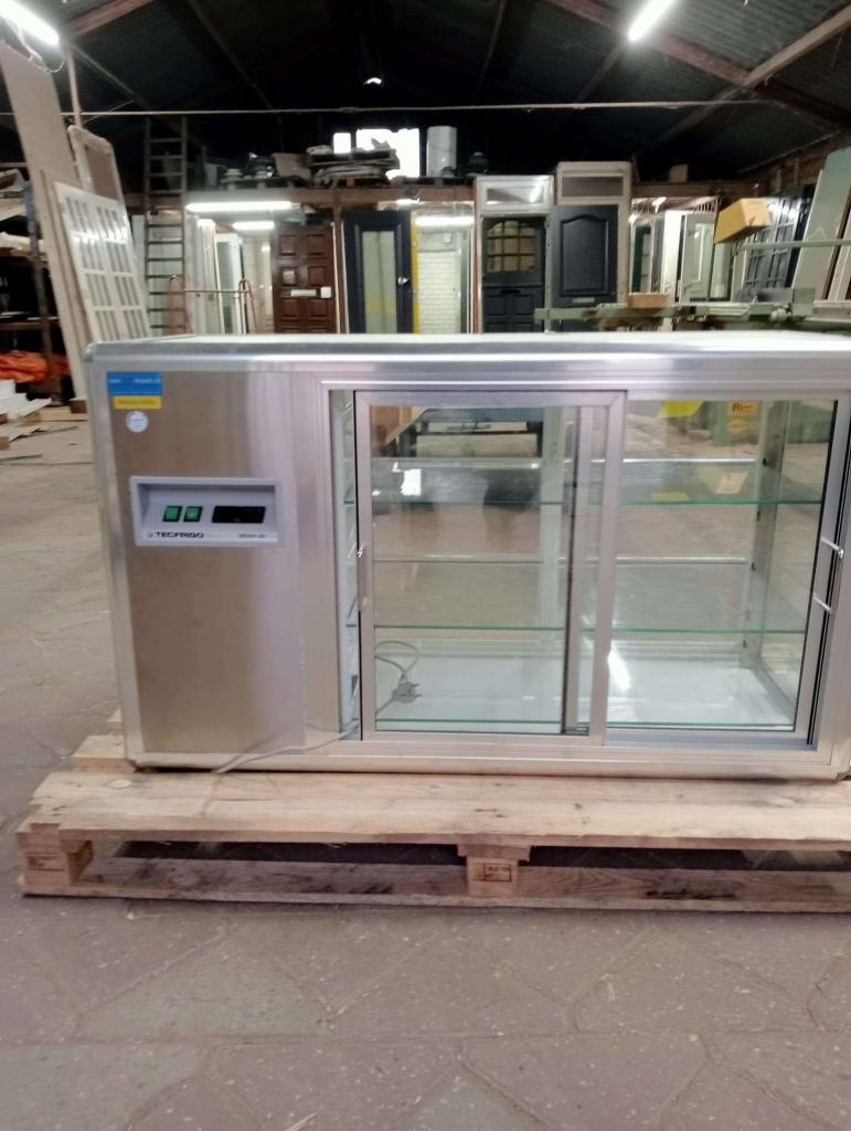 Koel vitrine kast, Met deur(en), 100 tot 150 cm, Horeca, Niet ingevuld