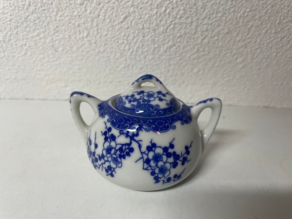 Japans porseleine potje, Antiek en Kunst, Ophalen of Verzenden