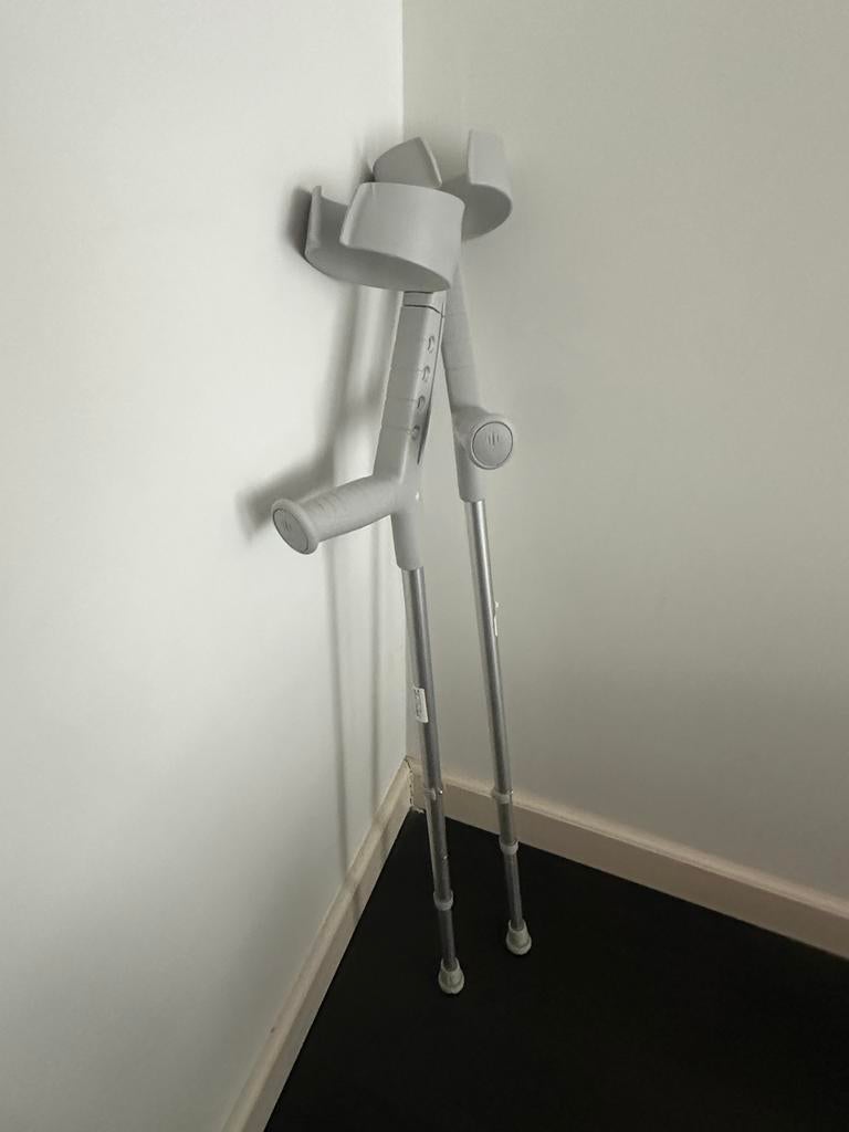 Krukken, Diversen, Loopkrukken, Ophalen, Gebruikt