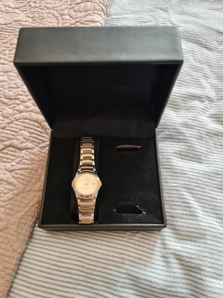 Seiko dameshorloge tweekleurig, Sieraden, Tassen en Uiterlijk, Horloges | Dames, Ophalen of Verzenden