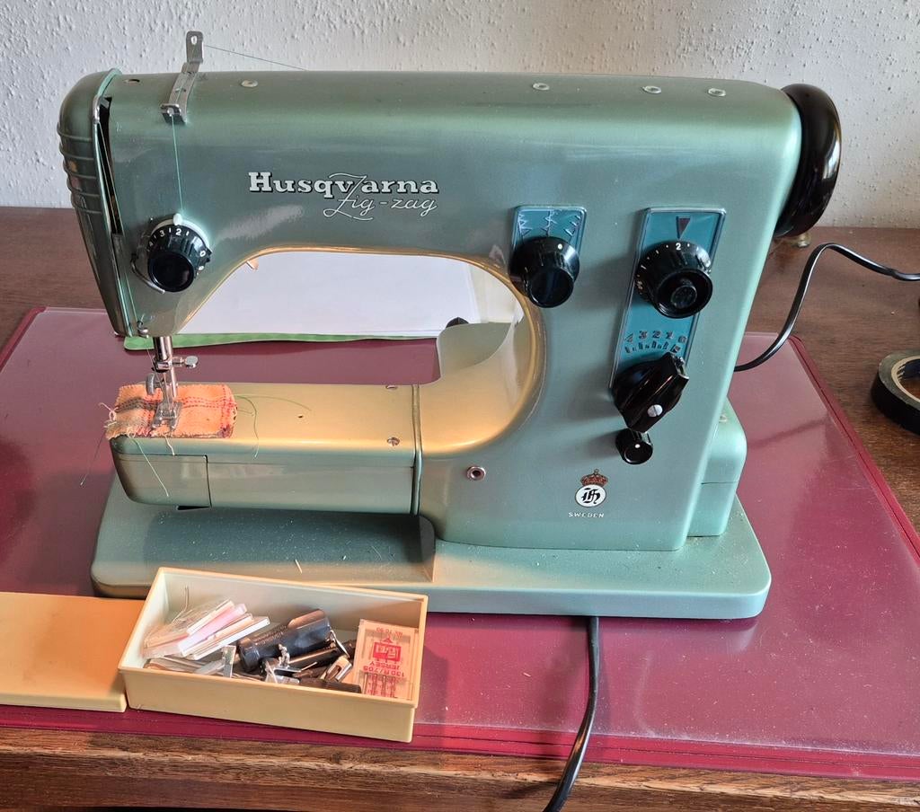 Husqvarna Zig-Zag Naaimachine - Vintage Model, Ophalen, Gebruikt, Naaimachine, Husqvarna