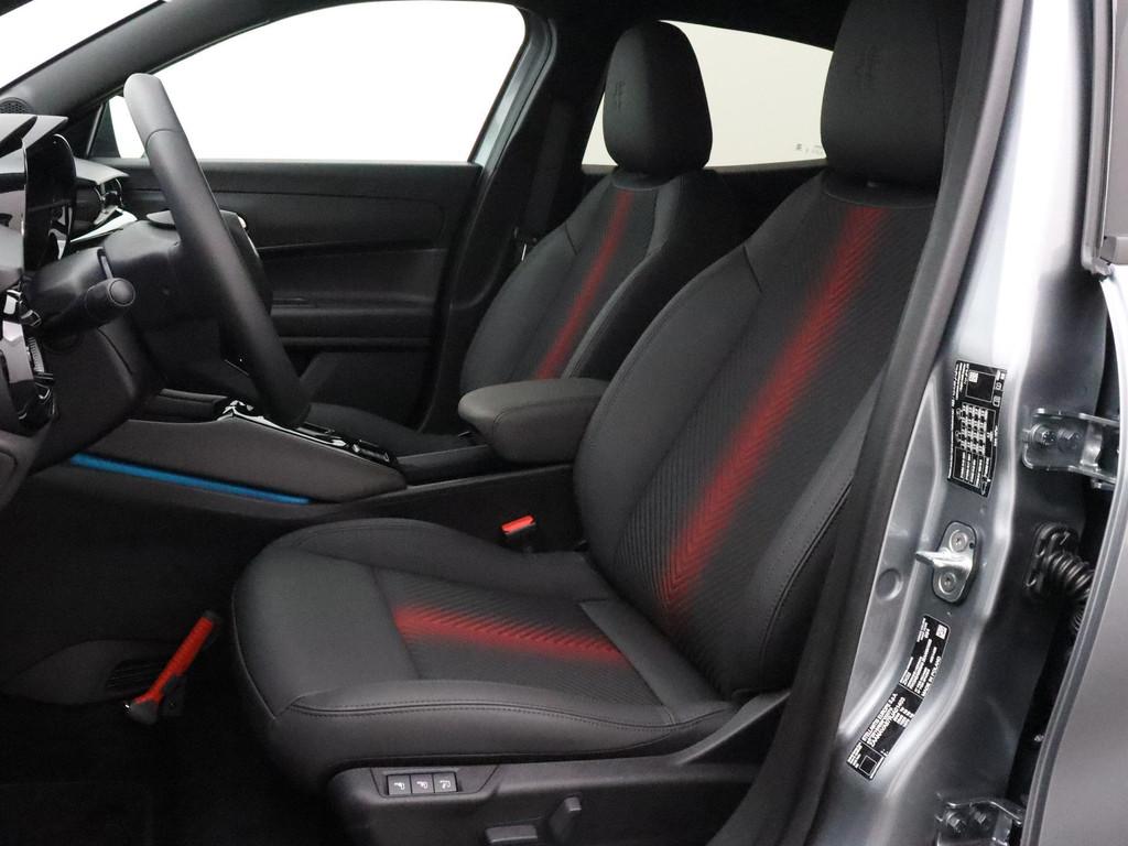 Alfa Romeo Junior Elettrica Speciale 54 kWh | Navigatie | Pa, Auto's, Alfa Romeo, Stof, Gebruikt, Origineel Nederlands, Electronic Stability Program (ESP)