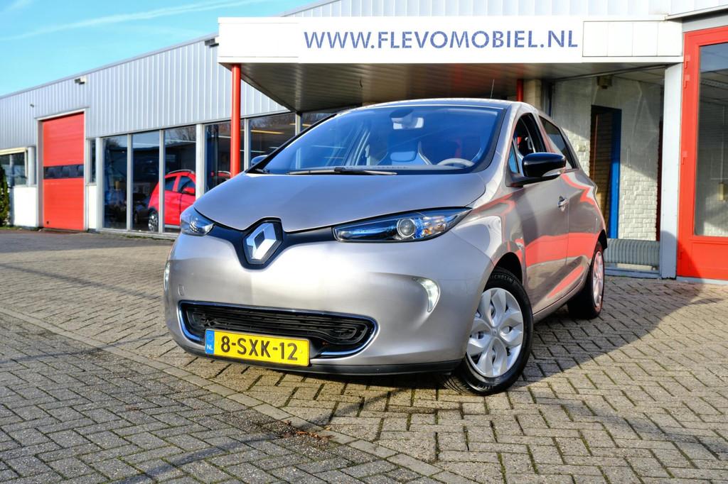 Renault ZOE Q210 Zen Quickcharge 22 kWh (Accu Huur) Aut. Nav, Auto's, Renault, Gebruikt, 210 km, ZOE, 1403 kg