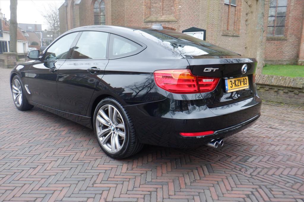 BMW 3-Serie Gt (f34) 328i 245pk Aut High Executive Upgrade, 745 kg, 15 km/l, Gebruikt, 4 cilinders