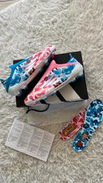 BAPE x Adidas F50 Blue-Pink, Maat XS of kleiner, Schoenen, Ophalen of Verzenden, Zo goed als nieuw