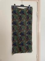 Sjaal Kleur Blauw , Groen en Bruin., Ophalen of Verzenden, Zo goed als nieuw, Maat 34 (XS) of kleiner, Sjaal