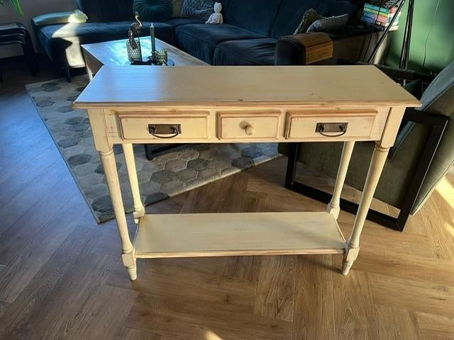 Klassieke sidetable, Huis en Inrichting, Tafels | Sidetables, Ophalen, Gebruikt, 50 tot 100 cm, Klassieke haltafel