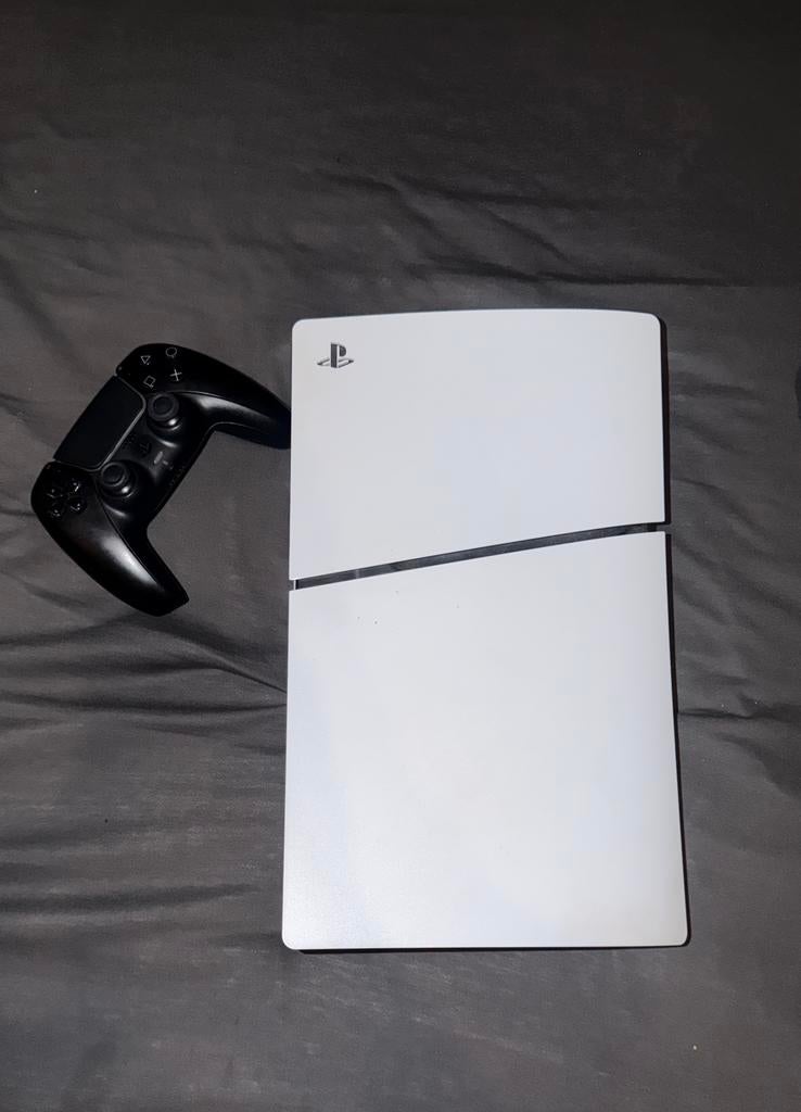 PlayStation 5 Digital Edition + Controller, Spelcomputers en Games, Spelcomputers | Sony PlayStation 5, Ophalen of Verzenden, Zo goed als nieuw