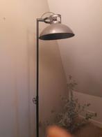 Antieke kleurige lamp - 1.90m hoog, Huis en Inrichting, Lampen | Vloerlampen, Antiek, Gebruikt, Ophalen of Verzenden, Metaal
