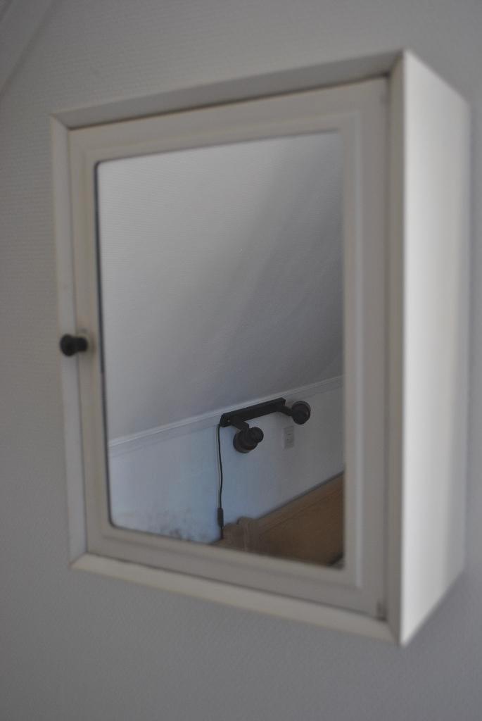 Medicijnkastje, vintage, metaal, spiegel, Verzamelen, Retro, Huis en Inrichting, Ophalen of Verzenden