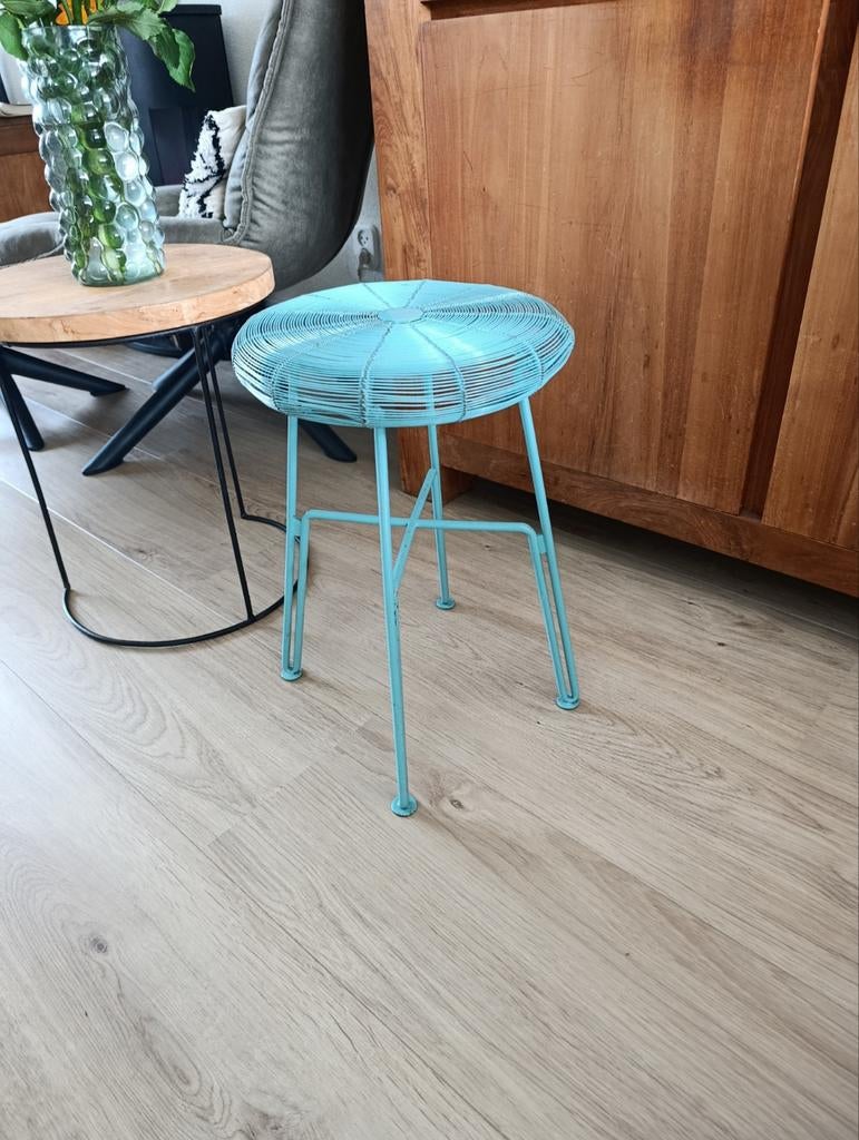 Blauw metalen krukje, Huis en Inrichting, Ophalen, Gebruikt