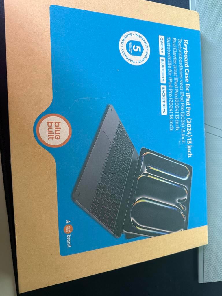 BlueBuilt iPad Pro Keyboard Case QWERTY, 13 inch of meer, Zwart, Ophalen of Verzenden, Zo goed als nieuw