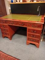Prachtig Taxus bureau met lades en lederen blad in Nieuwstaa, Huis en Inrichting, Bureaus, Engelse, Engelse, Engelse, Ophalen of Verzenden