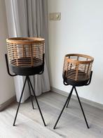 Set van 2 bamboe plantenstandaards met metalen frame, Ophalen, Minder dan 60 cm, Rond, Zo goed als nieuw
