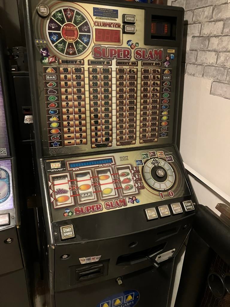 4 gokkasten: Hot Shot, Cash 300, Super Slam (opknappers), Verzamelen, Automaten | Gokkasten en Fruitautomaten, Euro, Ophalen of Verzenden