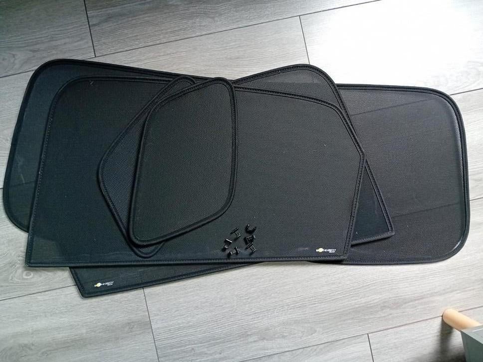 Complete set Sonniboy zonneschermen Fiat 500L, Ophalen