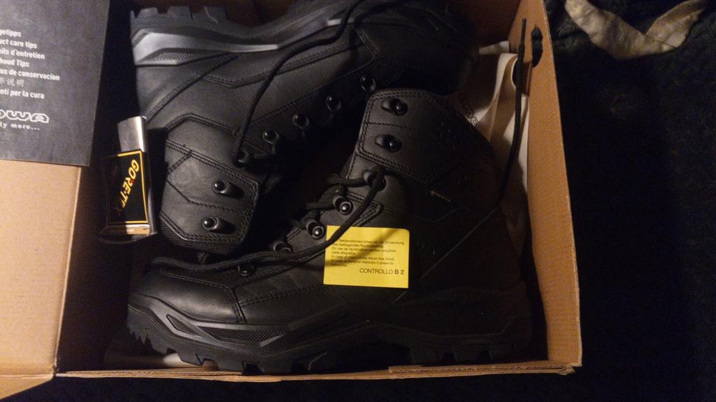 Lowa renegate gtx uk 9 43/5 nieuw, Ophalen of Verzenden, Nieuw, Zwart, Wandelschoenen of Bergschoenen