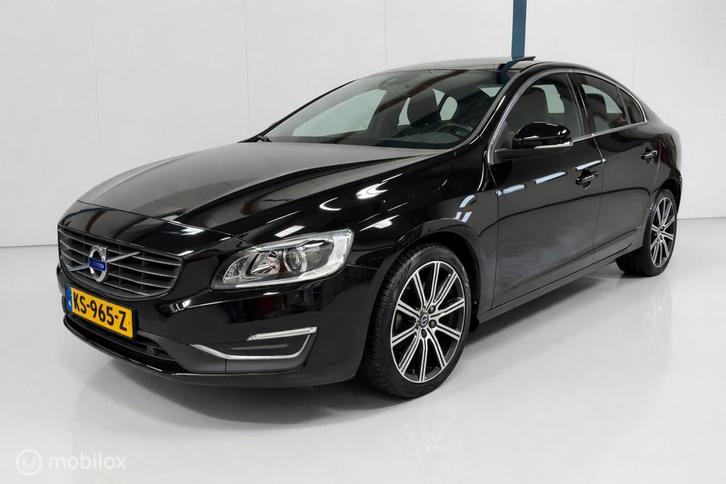 Volvo S60 2.0 T5 Nordic+ 1E EIGENAAR / HARMAN KARDON / LEER, Auto's, Volvo, Bedrijf, Te koop, S60, ABS, Achteruitrijcamera, Airbags