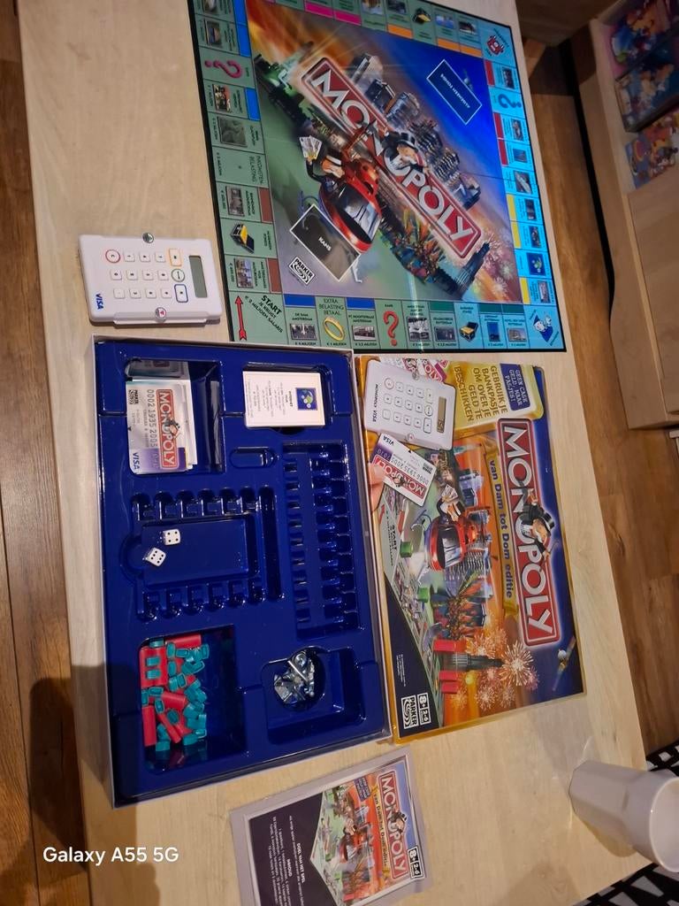 Monopoly van Dam tot Dom editie - Compleet met bankpasjes, Hobby en Vrije tijd, Gezelschapsspellen | Bordspellen, Parker, Gebruikt